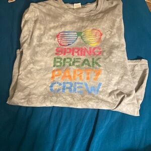 Tee shirt